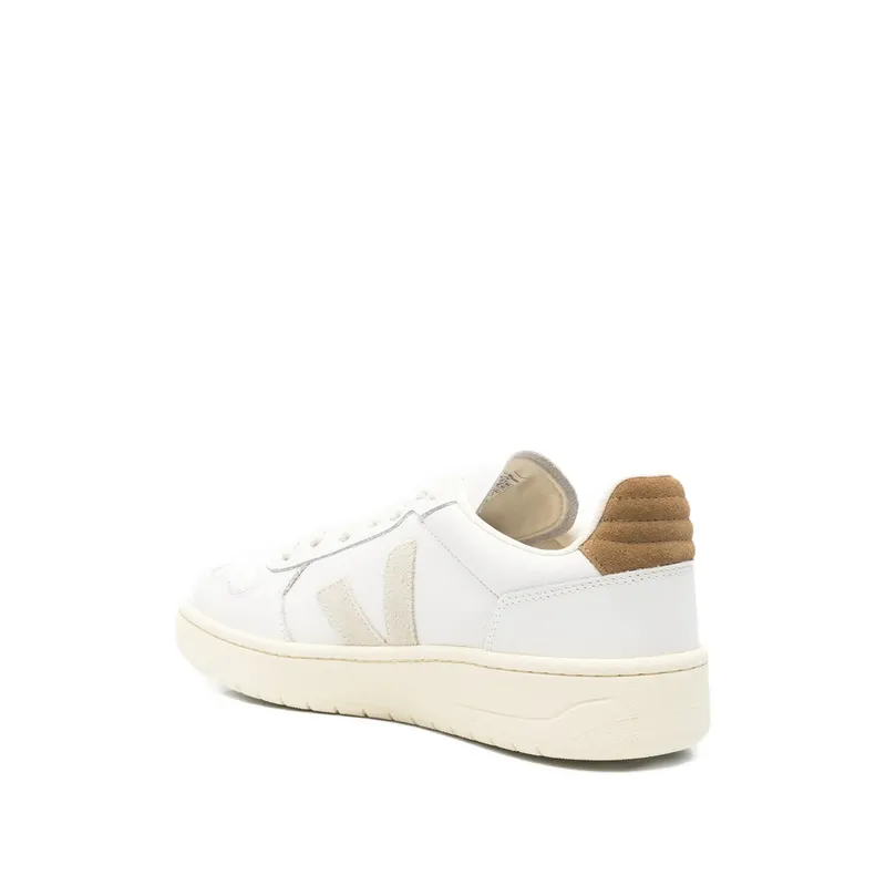Veja V-82 II Leather “White” (VF3321447)