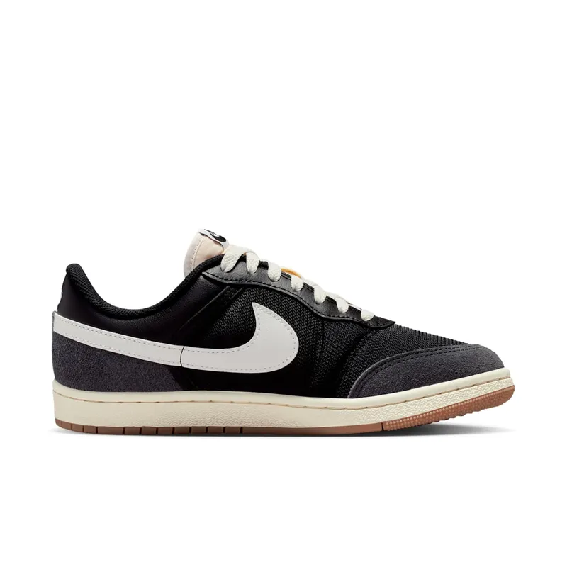 Air Jordan Skyline Low Black & Sail (IQ0704-001)
