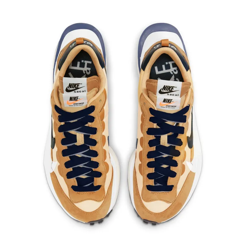 Nike Sportswear Nike x Sacai Vaporwaffle (DD1875 200)
