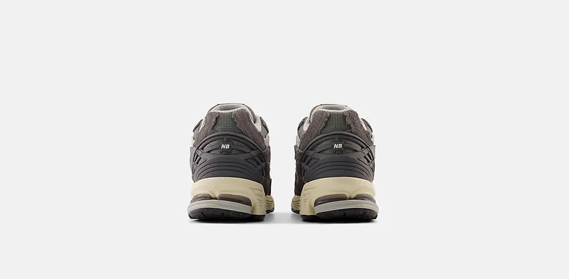 New Balance 1906R “Protection Pack – Grey” (M1906DA)