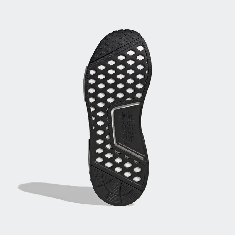 Adidas NMD_R1 Core Black / Gold Metallic / Cloud White (GY9574)