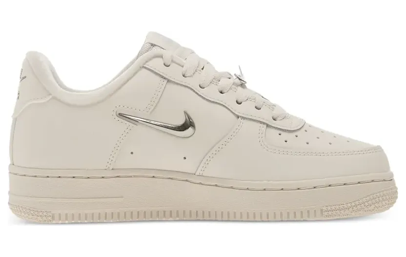 nike-air-force IU7558