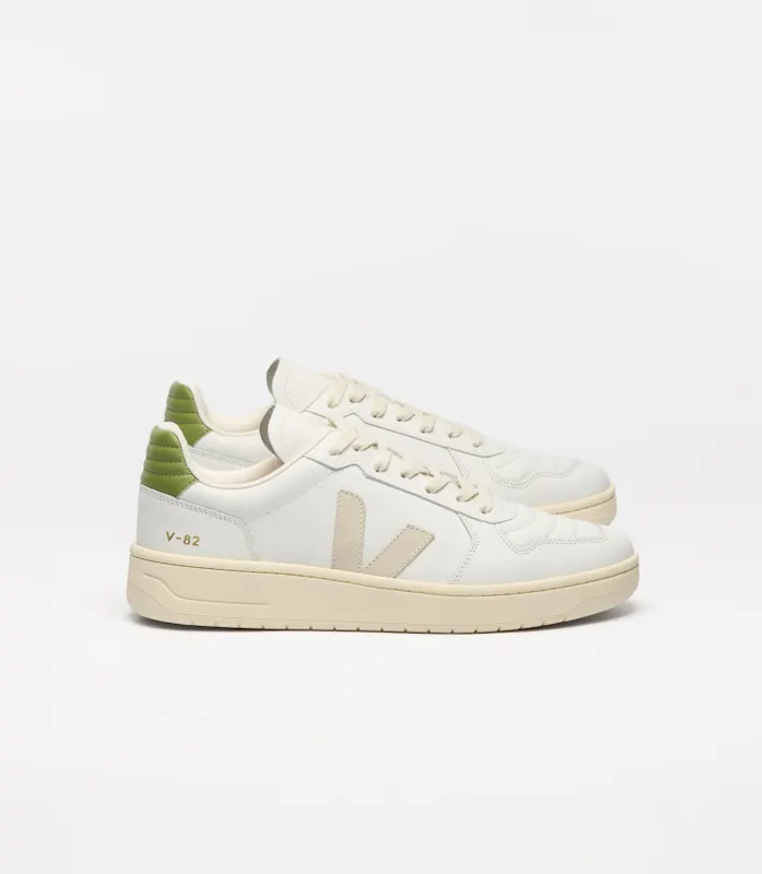 Veja V-82 II Grained Leather “White” (VF3321146A)