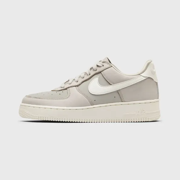 Nike Air Force 1 Light Bone / Sail