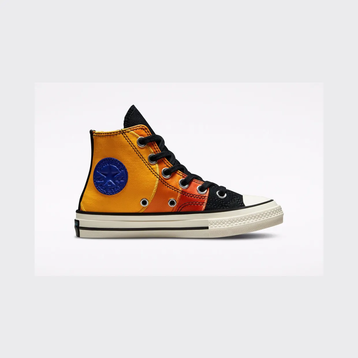 converse-chuck-taylor-all-star 372483C