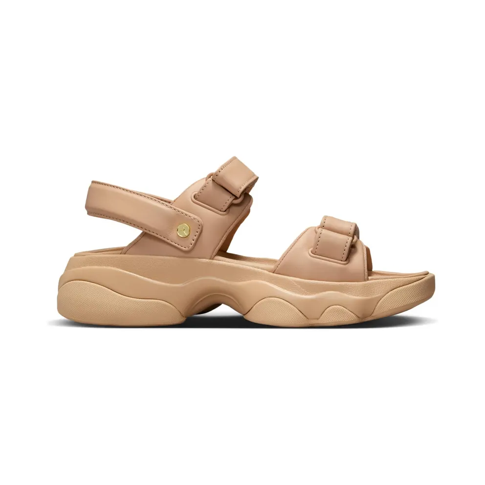 Jordan Deja Legend Medium Brown Metallic Gold (FN5036-200)