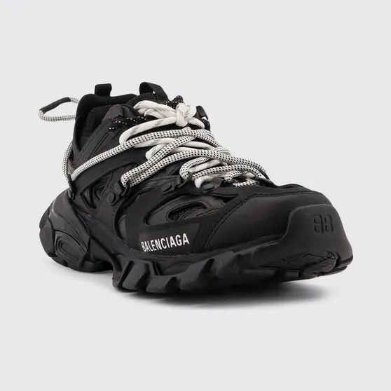 Balenciaga Sneakers Black (800590WTRHK1090)