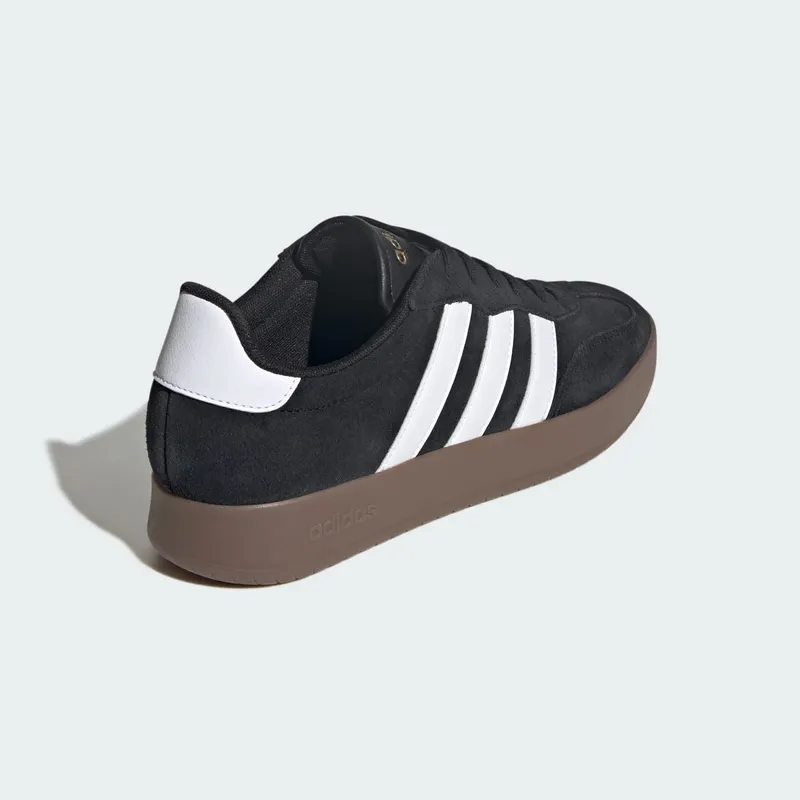 Adidas Barreda Core Black / Cloud White / Gum (JS2695)