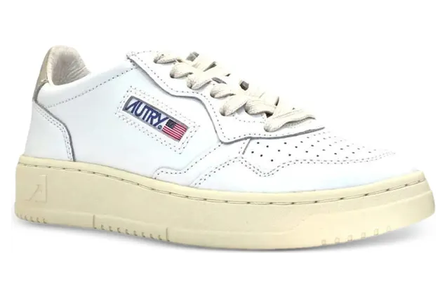 Autry Medalist Perforated Leather “White” (AULW LL27) (3)