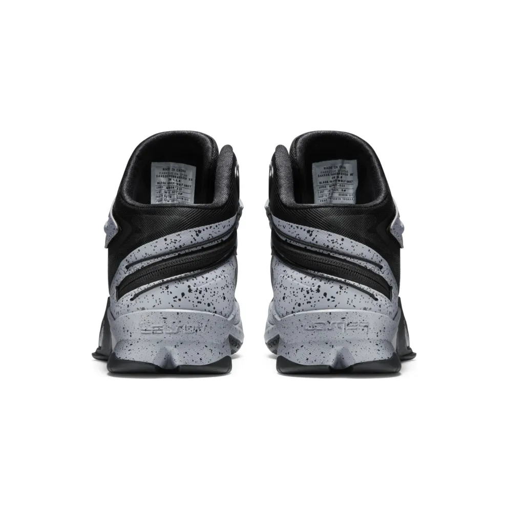 LeBron Soldier 8 “FLYEASE” Black/Black-Wolf Grey (805894-002)
