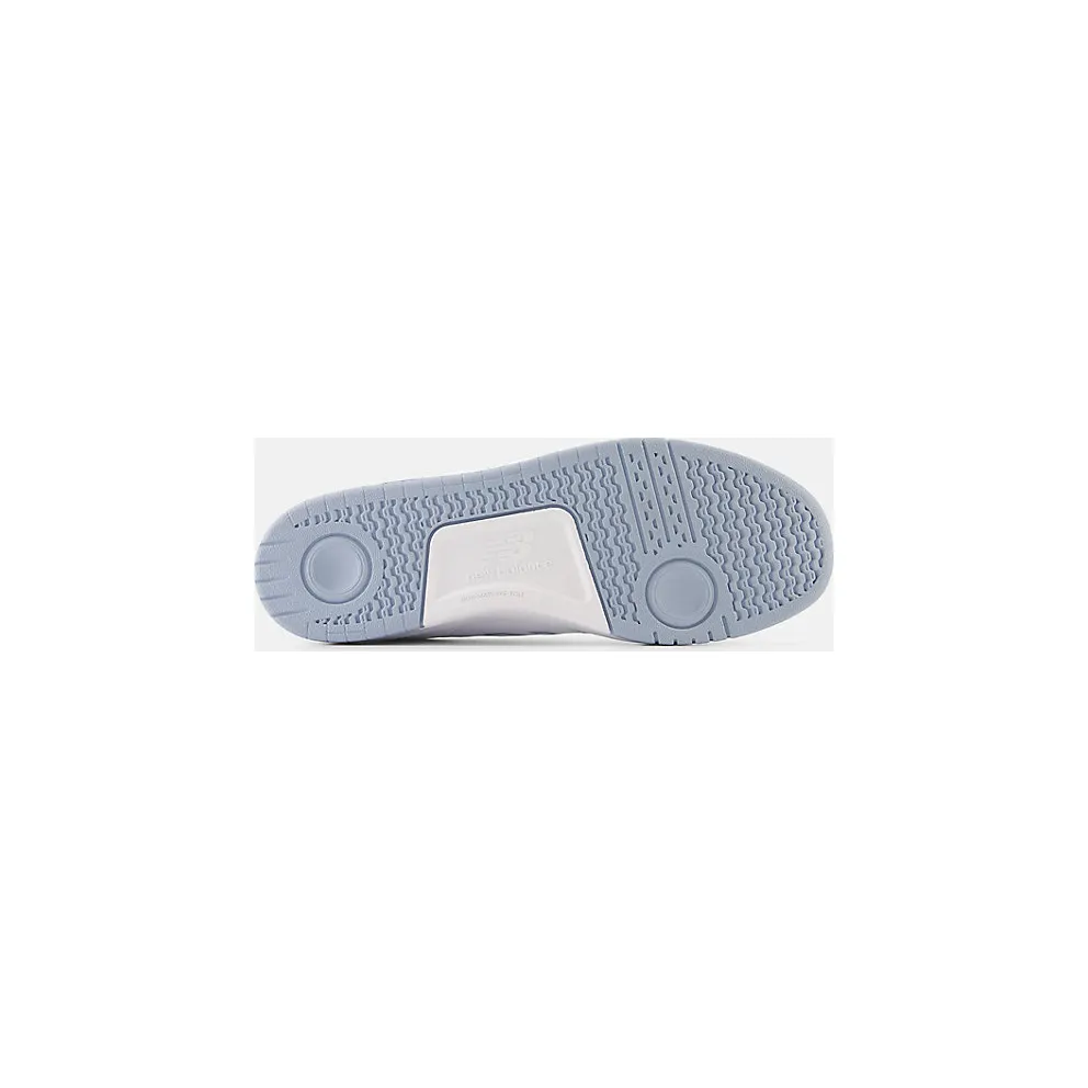New Balance Numeric 425 “White / Platinum” (NM425NAS)