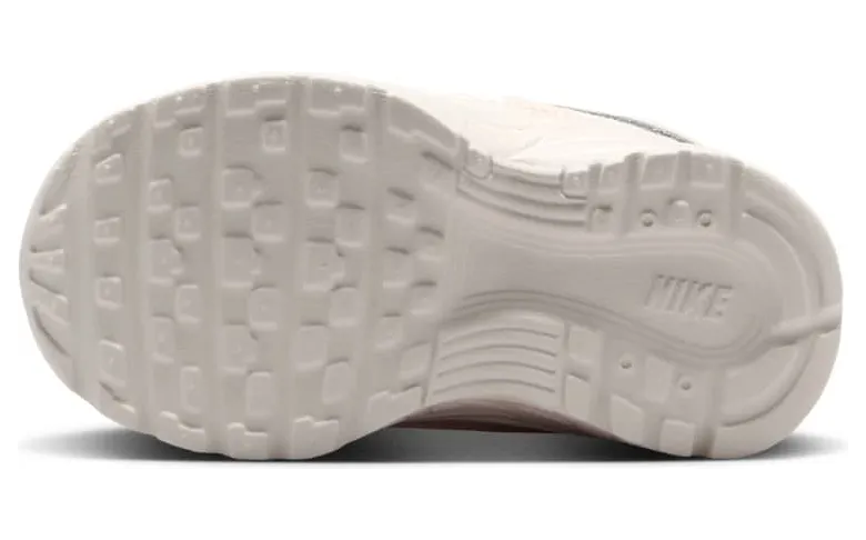 nike-p-6000 IO4646-105