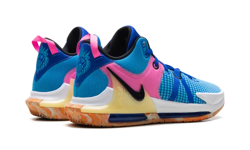 Nike LeBron Witness 7 “Hyper Royal” (DM1123-400)