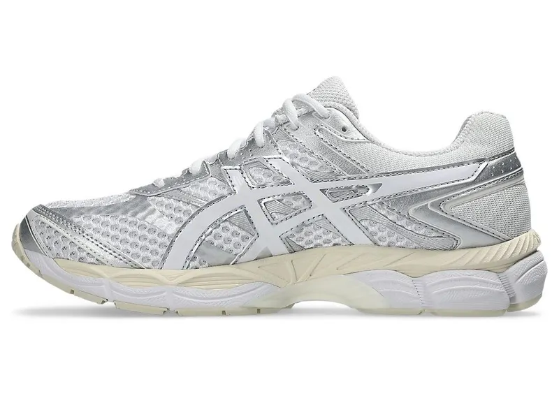 ASICS GEL-CUMULUS 16 “White / White” (1203A733-102)