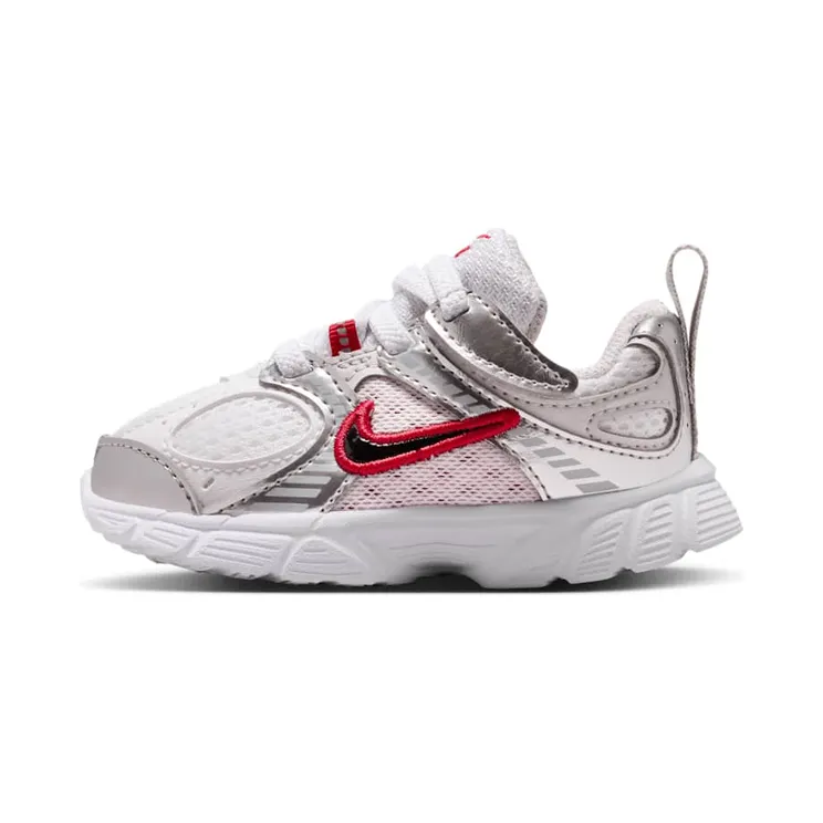Nike V5 RNR White Gym Red Vast Grey (HQ6413-105)