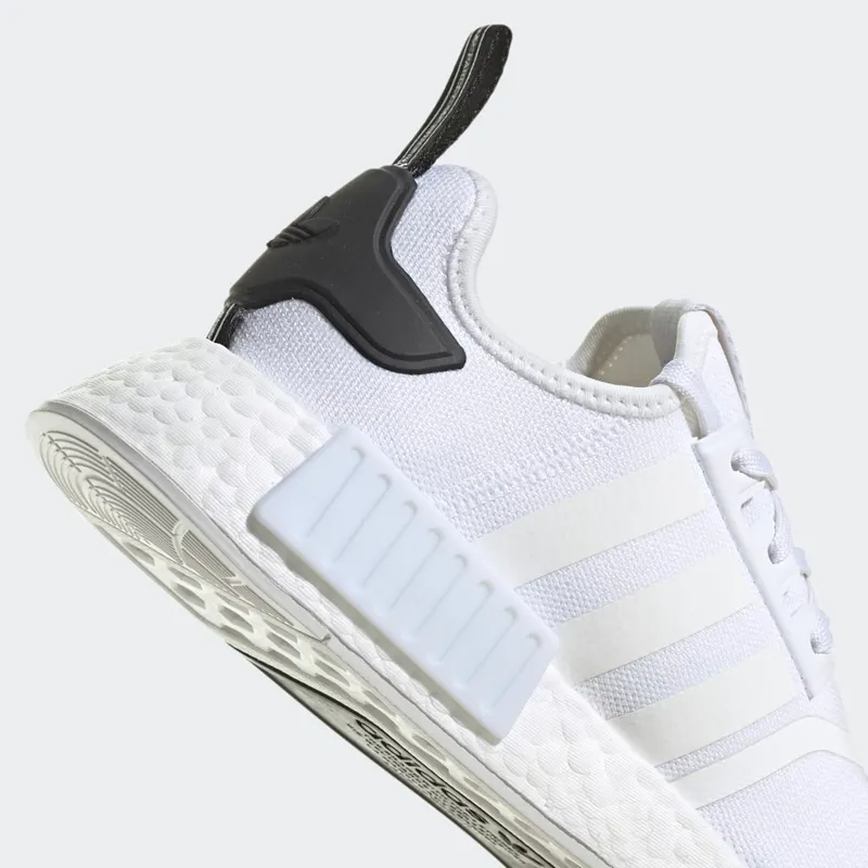 Adidas NMD_R1 Cloud White / Cloud White / Core Black (GY6067)