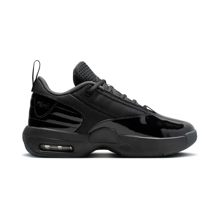 air-jordan-max-aura FQ8297-001