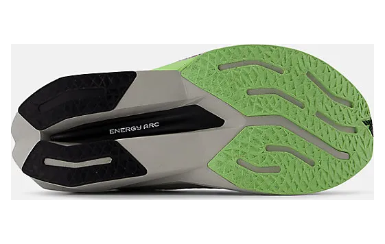 new-balance-fuelcell-supercomp MRCXCE4