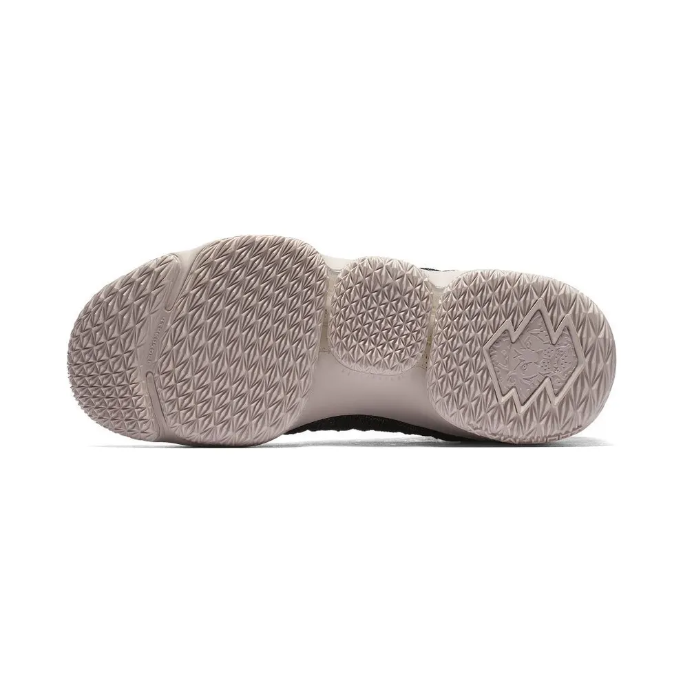 Nike LeBron 15 Pride of Ohio Black/Black-Taupe Grey (897648-003)