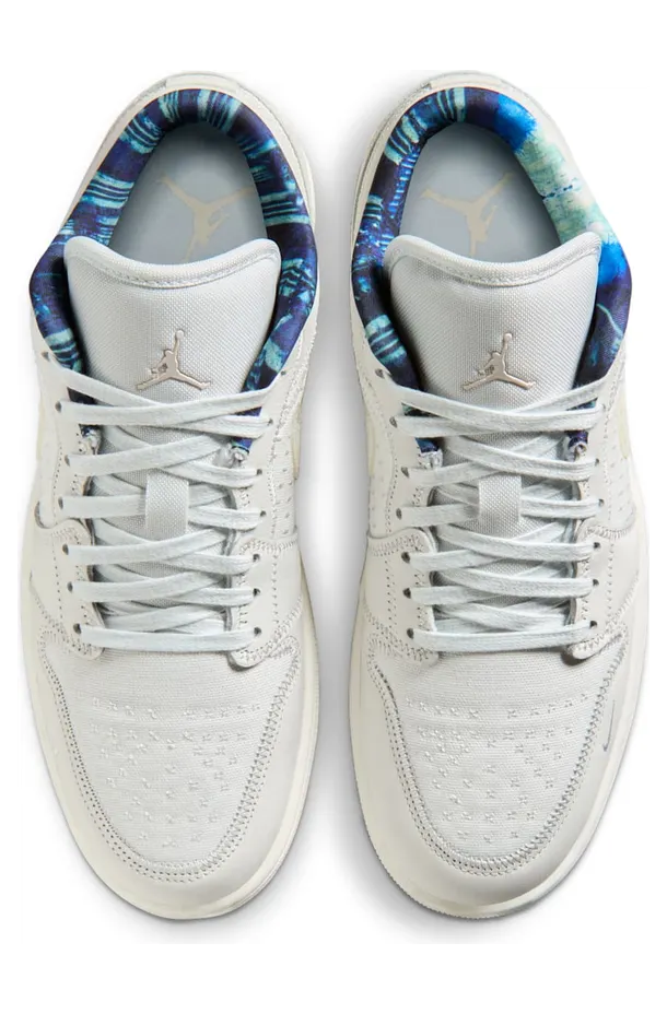 air-jordan-1 IR7337-121