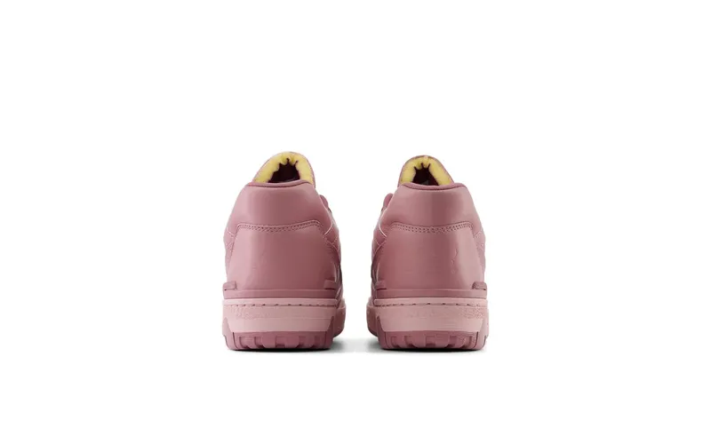 New Balance 550 “Monochromatic Pack – Rosewood” (BB550MCA)