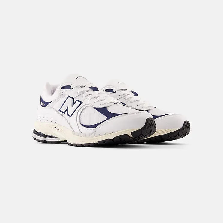 new-balance-2002r M2002RHQ