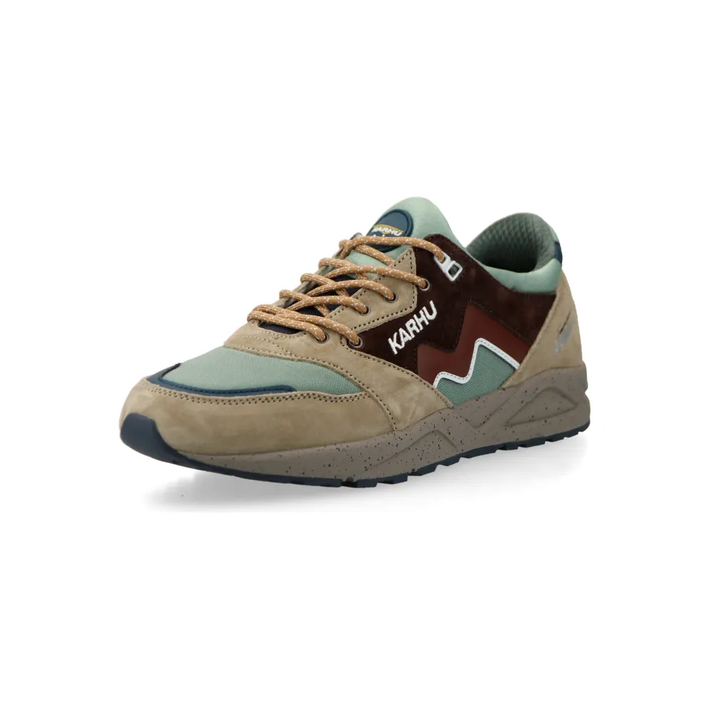Karhu Aria 95 (Slate Green / Cappuccino) – F803106