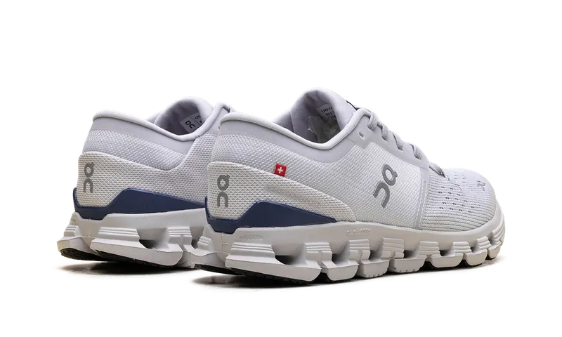 On Running Cloud x 4 “Lavendar Acai” (3WE30073559)