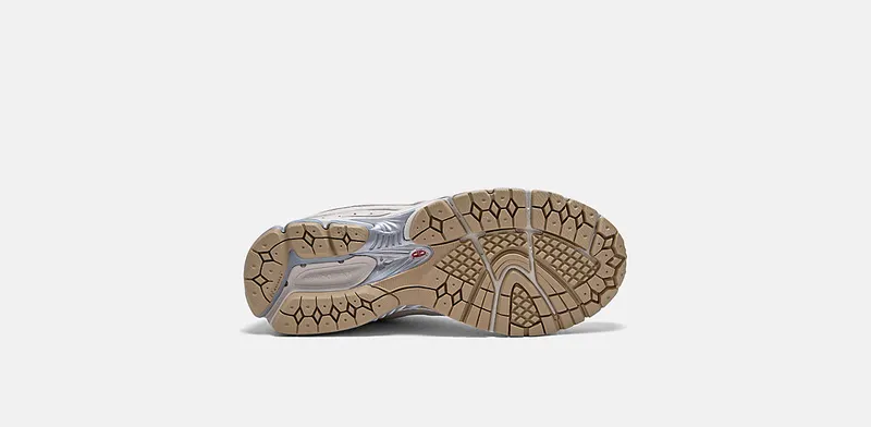 New Balance 2002R White Beige (ML2002R3)