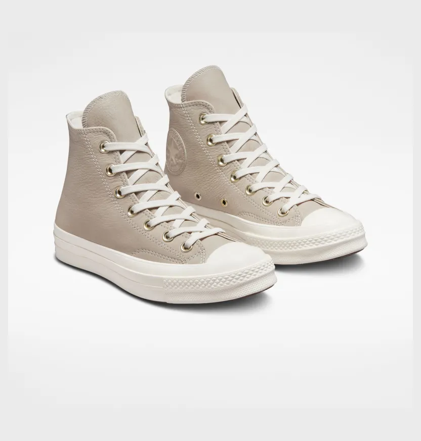 converse-chuck-taylor-all-star A03717C