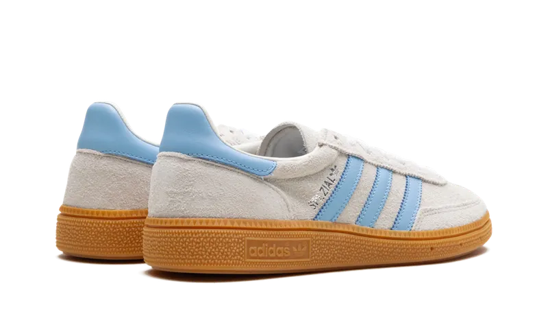 adidas Handball Spezial “Alumina”: beige en lichtblauw in balans (2)