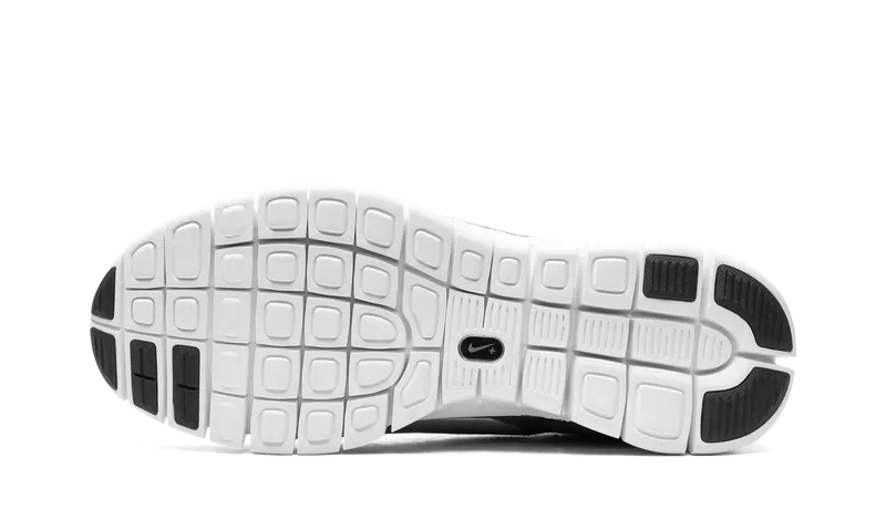 Nike Footscape Free “Black/White” (487785-011)