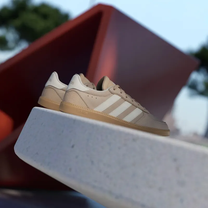 Adidas BREAKNET SLEEK Shoes JUNIOR Magic Beige / Off White / Gum (KI6500)