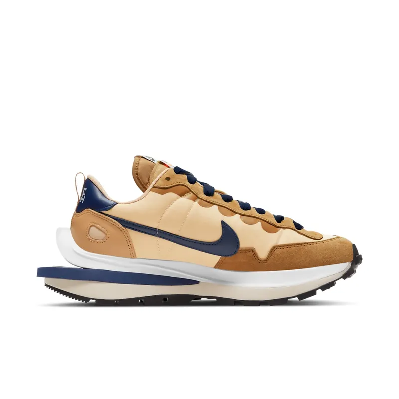Nike Sportswear Nike x Sacai Vaporwaffle (DD1875 200)