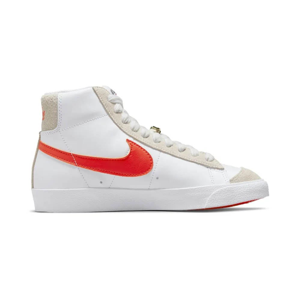 Nike Blazer Mid 77 First Use – “White / Orange / Summit White” (DH6757-100)