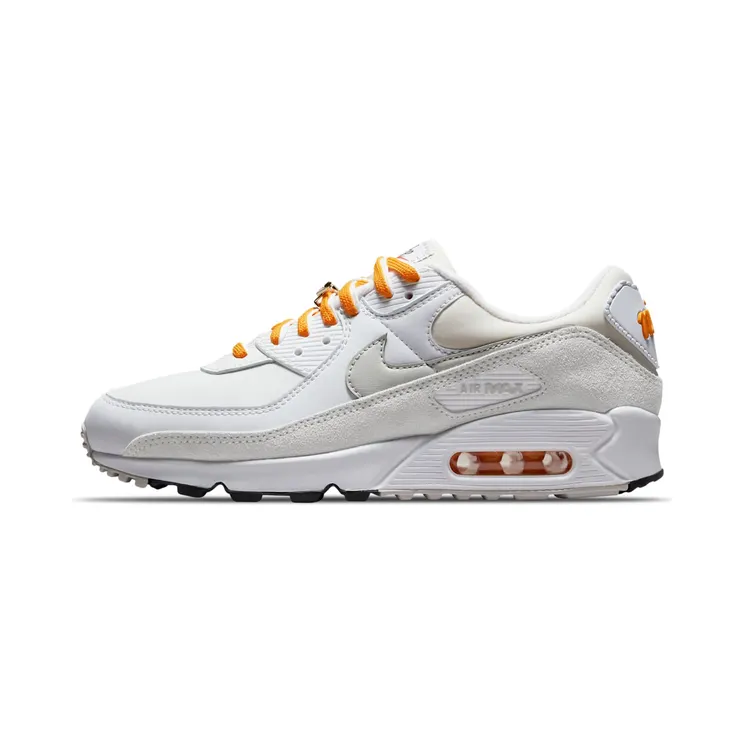 Nike Air Max 90 First Use “White / University Gold / Sail / Light Bone” (DA8709-100)