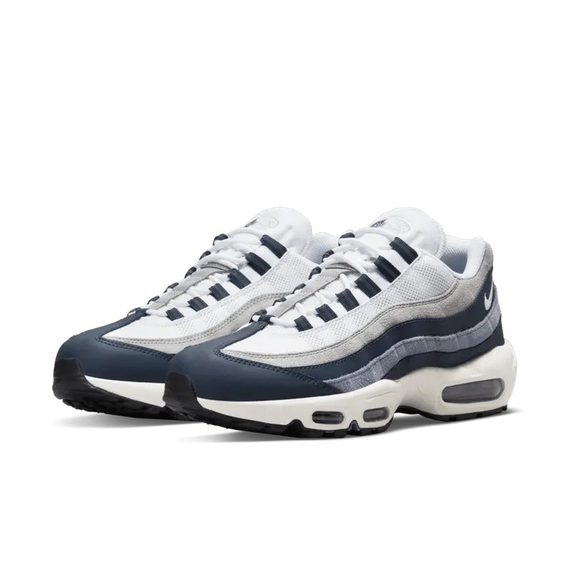 Nike Air Max 95 Midnight Navy / White / Sail / Armory Navy (DC9412-400)