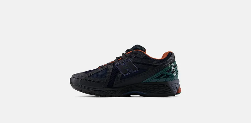New Balance 1906R “Phantom/New Spruce” (M1906RVC)