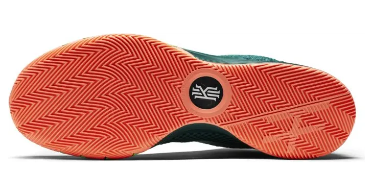nike-kyrie 705277-313