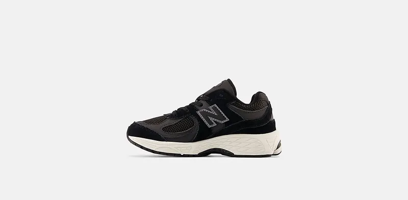 New Balance 2002 PS “Black / White” (PC2002BK)