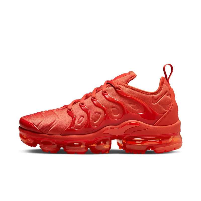 Nike AIR VAPORMAX PLUS “Triple Orange” (DZ4440-800)