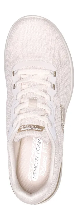 skechers-relaxed-fit 150905_NAT