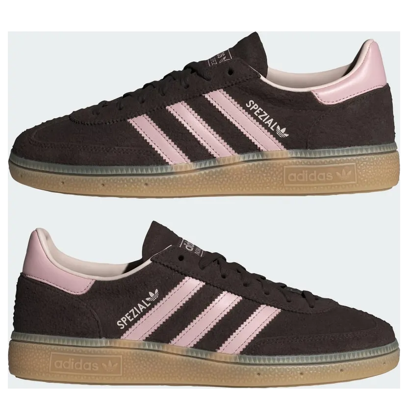 Adidas Handball Spezial “Aurora Coffee”: koffie en roze voor haar (6)