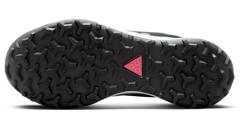 nike-acg DR1030-001