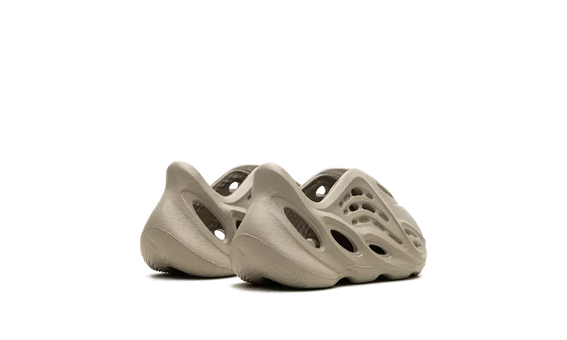 Yeezy Foam Runner Toddler “Stone Salt” (HP5336)