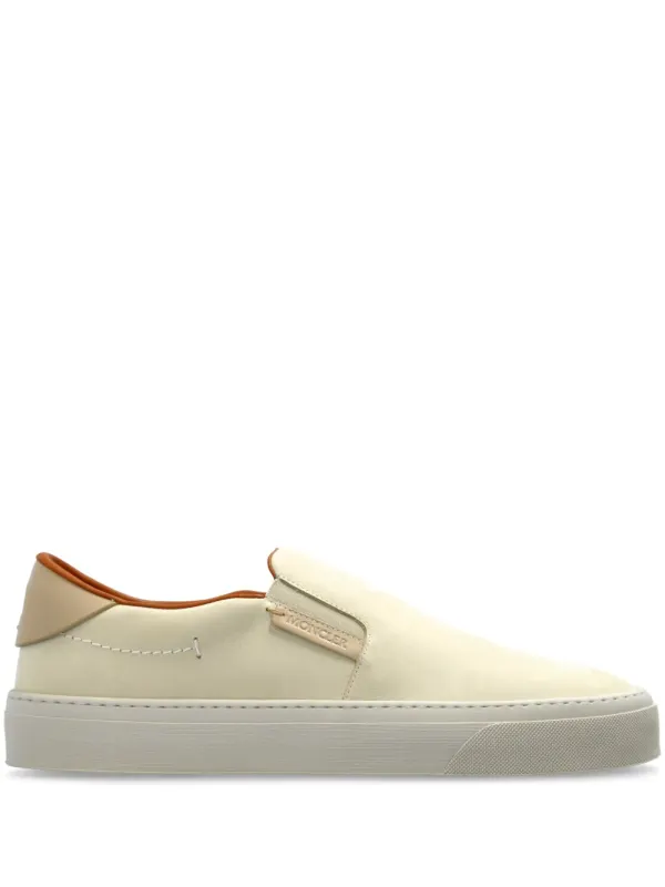Moncler Monclub – White (K109A4B00040M4403)