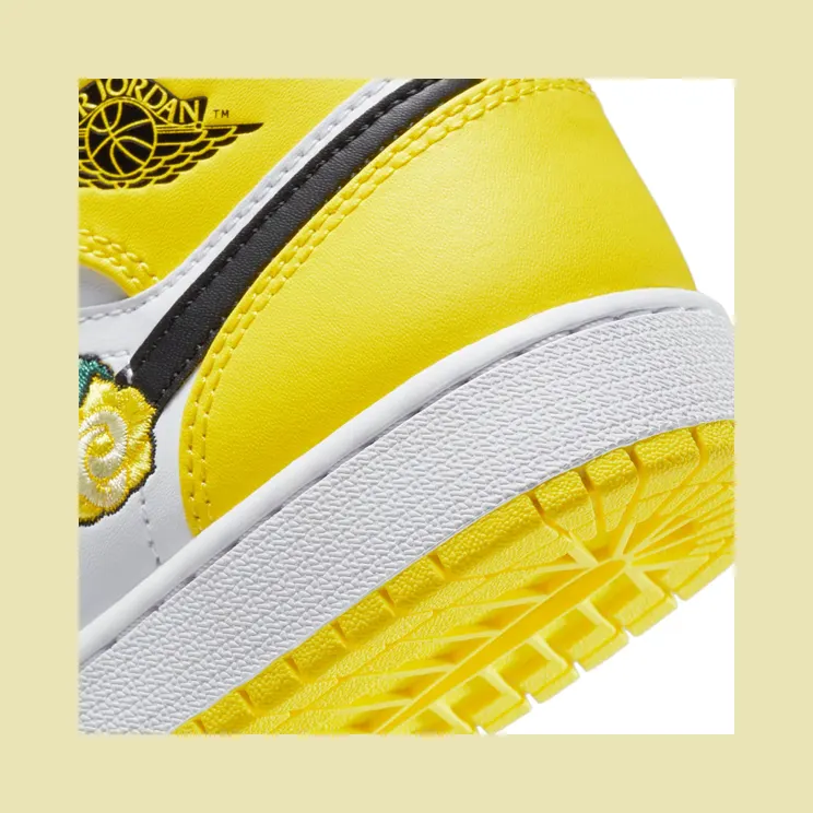 air-jordan-1 AV5174-700