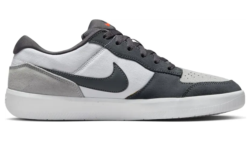 nike-air-force DV5477-001