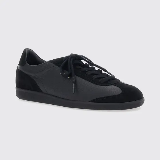 Axel Arigato Zane Low-Top Trainers in Smooth and Suede Calfskin Black (F4066005)