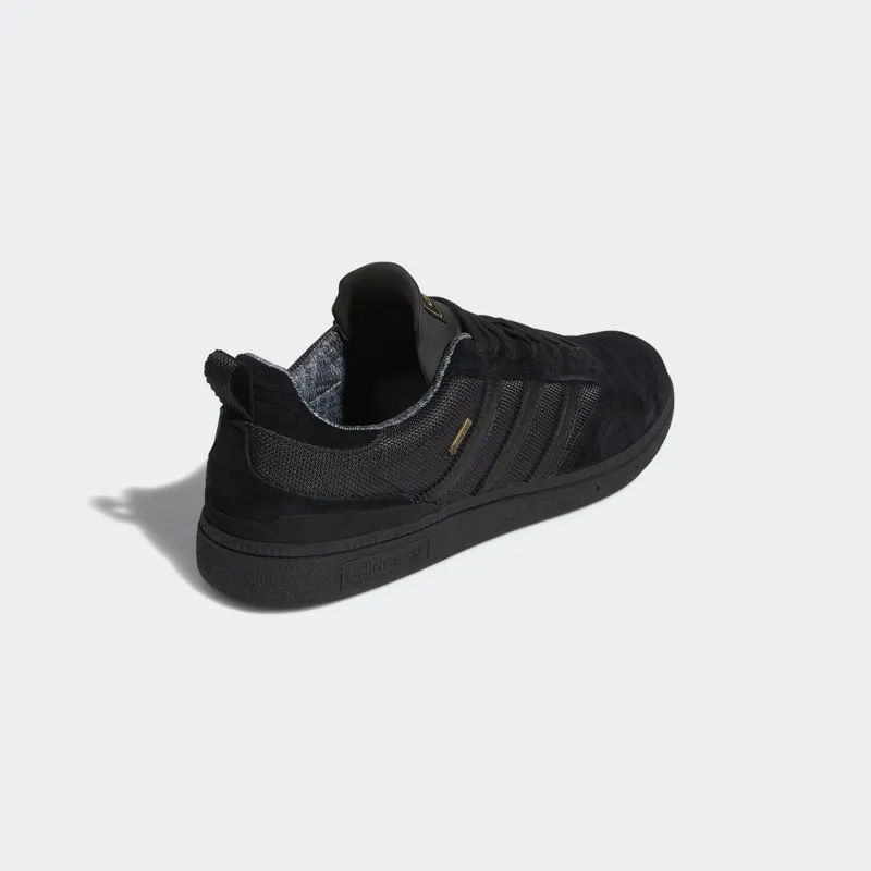 adidas  Busenitz Gore-tex Core Black Core Black/Carbon/Gold Metallic (B41664)